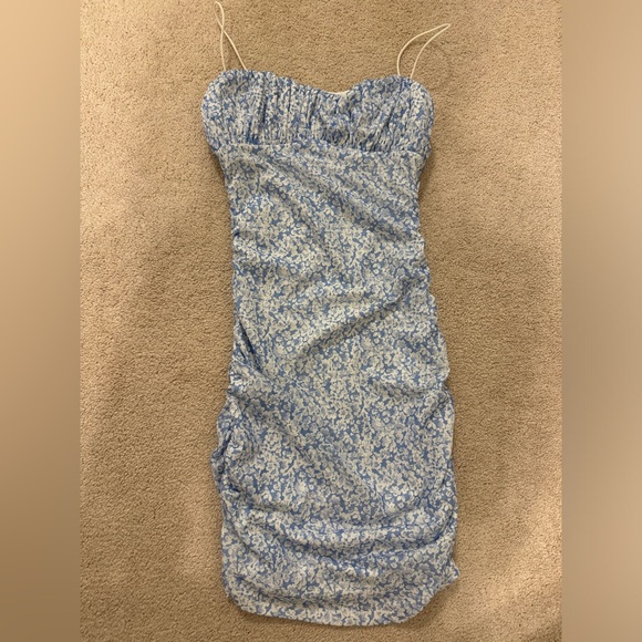 Princess Polly Dress - Picture 3 of 7